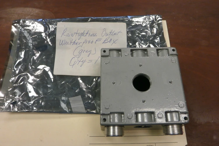 Used Outlet Box E30640 Home Building Material (Miscellaneous) Arizona US | ASSET CONVERSION SPECIALISTS, INC. #320843
