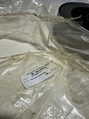 *NEW* Woodhead 4378200110 Spring And Cup Assembly ~ Warranty