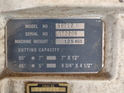 USED DAKE JOHNSON 712 BANDSAW