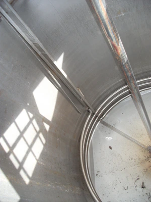 2,500L S/S Enclosed Vertical Mixing Tank 5 kW