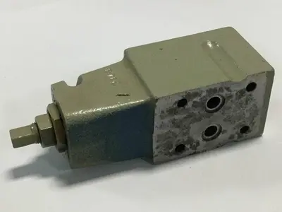 USED BOSCH 0 811 104 102
