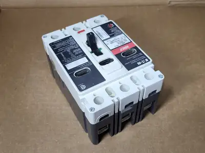 USED EATON HMCP007C08