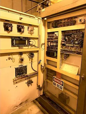 USED 2000 INDUCTOTHERM 1500 KW VIP POWER MELT POWER SUPPLY