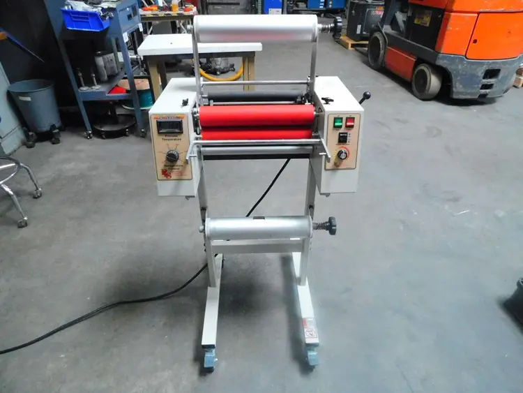 Used PROFESSIONAL LAMINATING SYSTEMS PR12 Laminators Texas US | Aucto #1307056