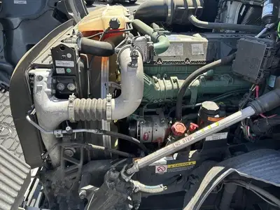 Used 2022 VOLVO VNR64T300 Conventional trucks California US | Ben Kaplan Equipment #1284794