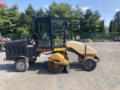 2018 LAY-MOR SWEEPMASTER 450-ST Ride-On Sweepers And Brooms | Steam Well LLC (6)