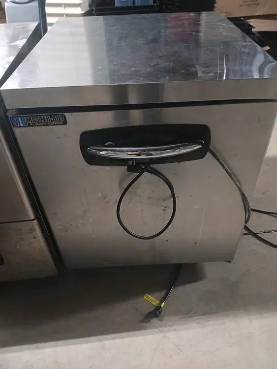 Used MASTER-BUILT UR27A Refrigerators Tennessee US | BAKE Marketing #792251