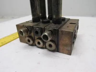 Vogel VPG Centralized Lubrication Distribution Block  (2)3S & 6S