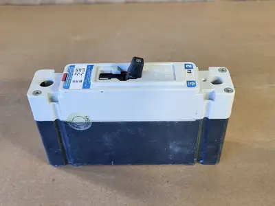 USED CUTLER-HAMMER FD1015
