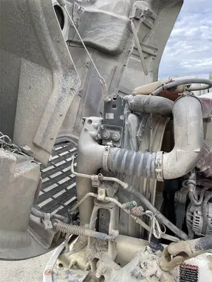 USED 2011 MACK PINNACLE CXU612