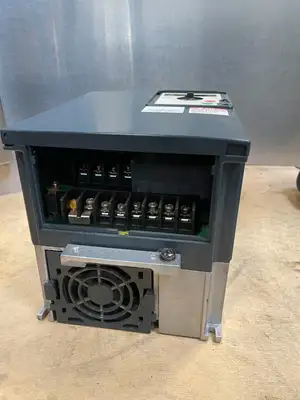 USED Schneider Electric Schneider Electric Altivar ATV312HU40N4