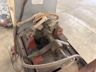 Used COLLINS THRED-O-MATIC Pipe Threaders Michigan US | Miedema Asset Management Group #1410879