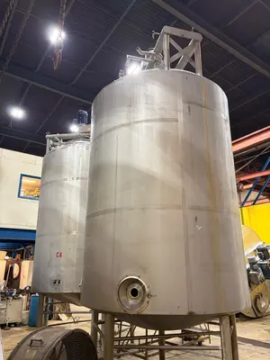 Used 2009 TANK STAINLESS STEEL 3840 Gallon Stainless Steel Tanks New Jersey US | Perry Equipment #1398507