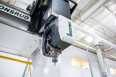C.R. ONSRUD W10 5-Axis CNC Router | Tornquist Machinery Company (10)