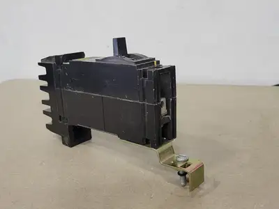 USED SQUARE D FH16015C