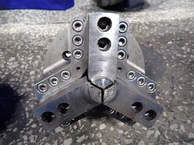 Hardinge 8" 3 Jaw Chuck