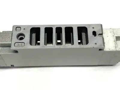 Used SMC VQC2100N-5 Solenoid Regulators Michigan US | Maverick Industrial Sales #1502308