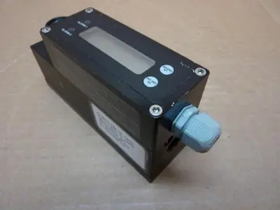 USED UNIVERSAL FLOW MONITORS GM-1-DC-OFS