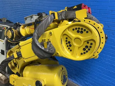 Used 2004 FANUC R2000IA 165F Robots Ohio US | HGR 24 #1566798