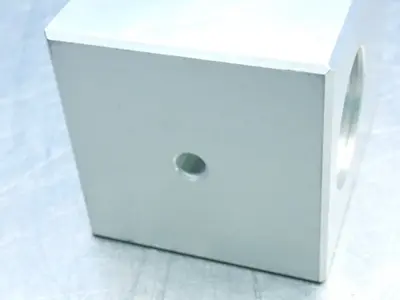 Unknown Squared Corner Connector Unit