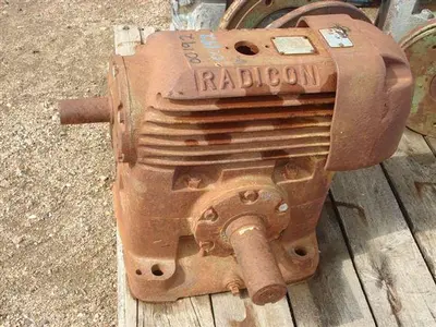 USED RADICON RIGHT ANGLE