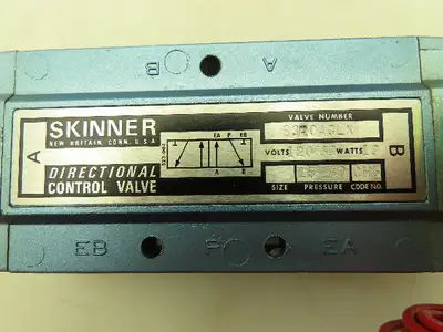Honeywell Skinner S3R0AGLX Directional Control Valve 5-Way 2 Pos 120V 150 PSI