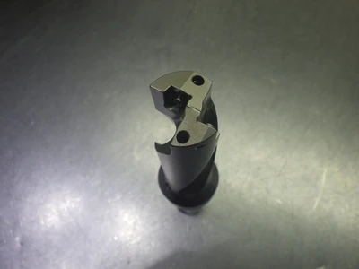 Kennametal 1" Coolant Thru 3xD Indexable Drill 1" Shank DRF1000R3SSF100 (LOC1092A)