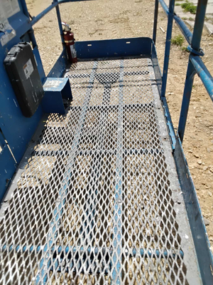 USED 2015 Genie Z-80/60