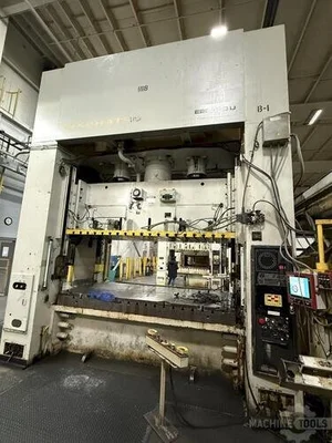 USED 1990 KOMATSU E2G400