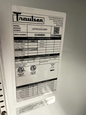 72-0379 Traulsen Self Contained Prep Table Cooler