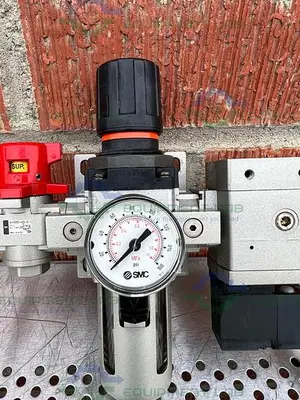 USED SMC NAW3000-N03 FILTER REGULATOR 0.05-0.85MPA W/ SMC PNEUMATIC / SOLENOID  VALVE