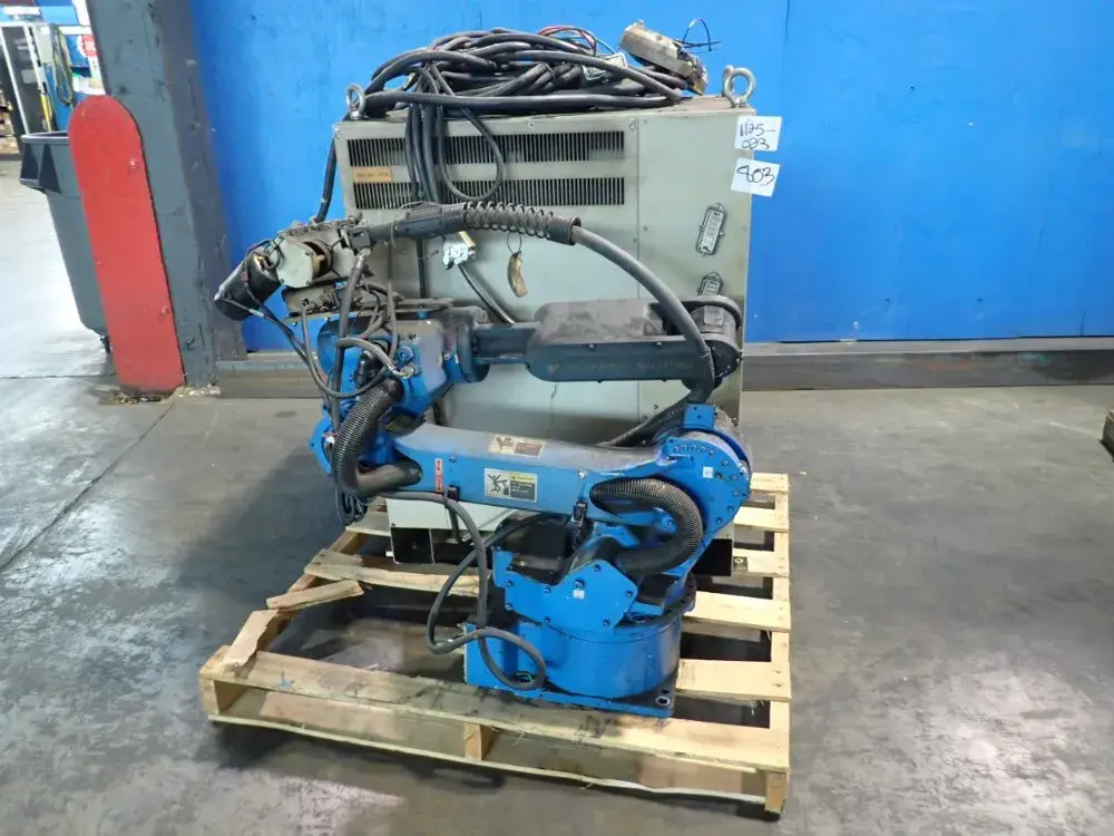 USED 2010 YASKAWA MOTOMAN MH6