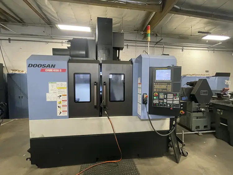 Used 2013 Doosan DNM400-II Vertical Machining Centers California US | Machine Tool Bids #1352389