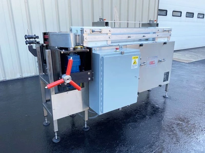 Carleton Helical Ionized Air Rinser with Pressure Belt Infeed