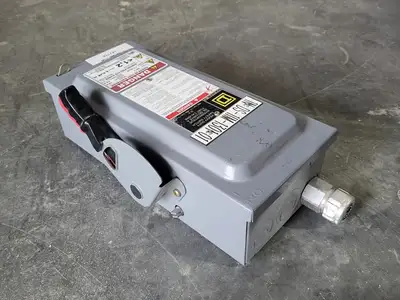 USED SQUARE D CH361