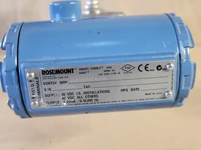 NEW ROSEMOUNT 8800CR010SA1N1D1