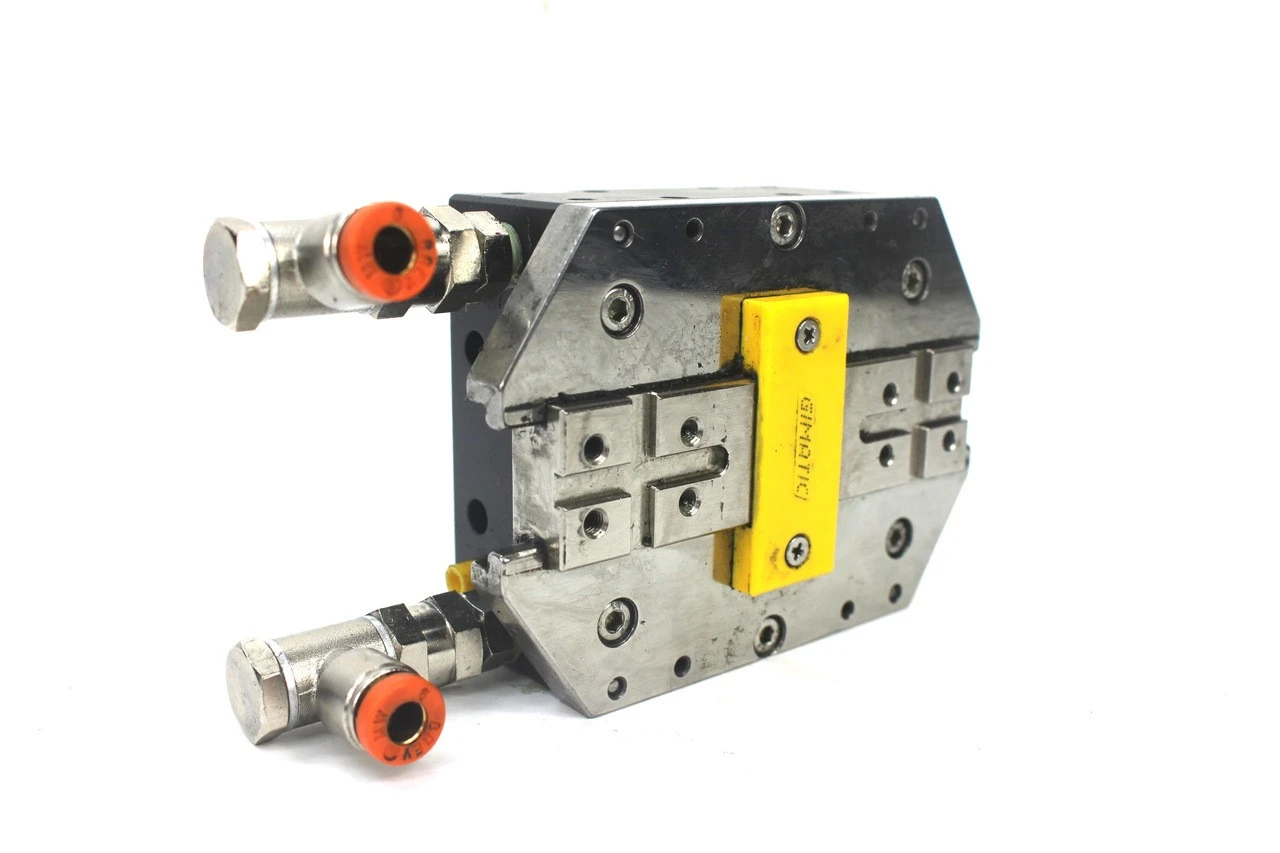 Gimatic MG-0076 Parallel Self-Centring Pneumatic Gripper