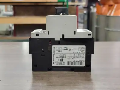 Used SIEMENS 3RV1021-0JA10 Switchgears British Columbia CA | Lenmark #242716
