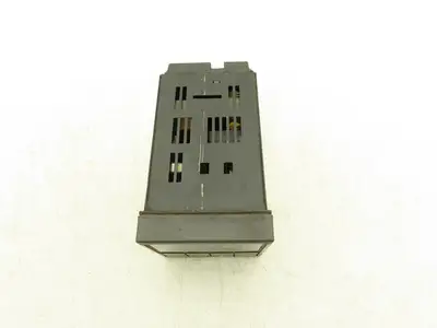 Honeywell DC300E-E-0A0-20-0000-0 UDC3000 Digital Temperature Controller