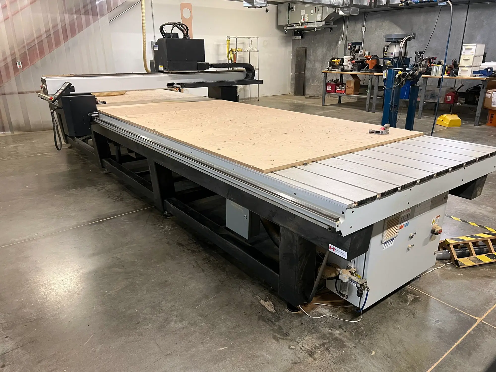 USED 2019 AXYZ infinite 4018