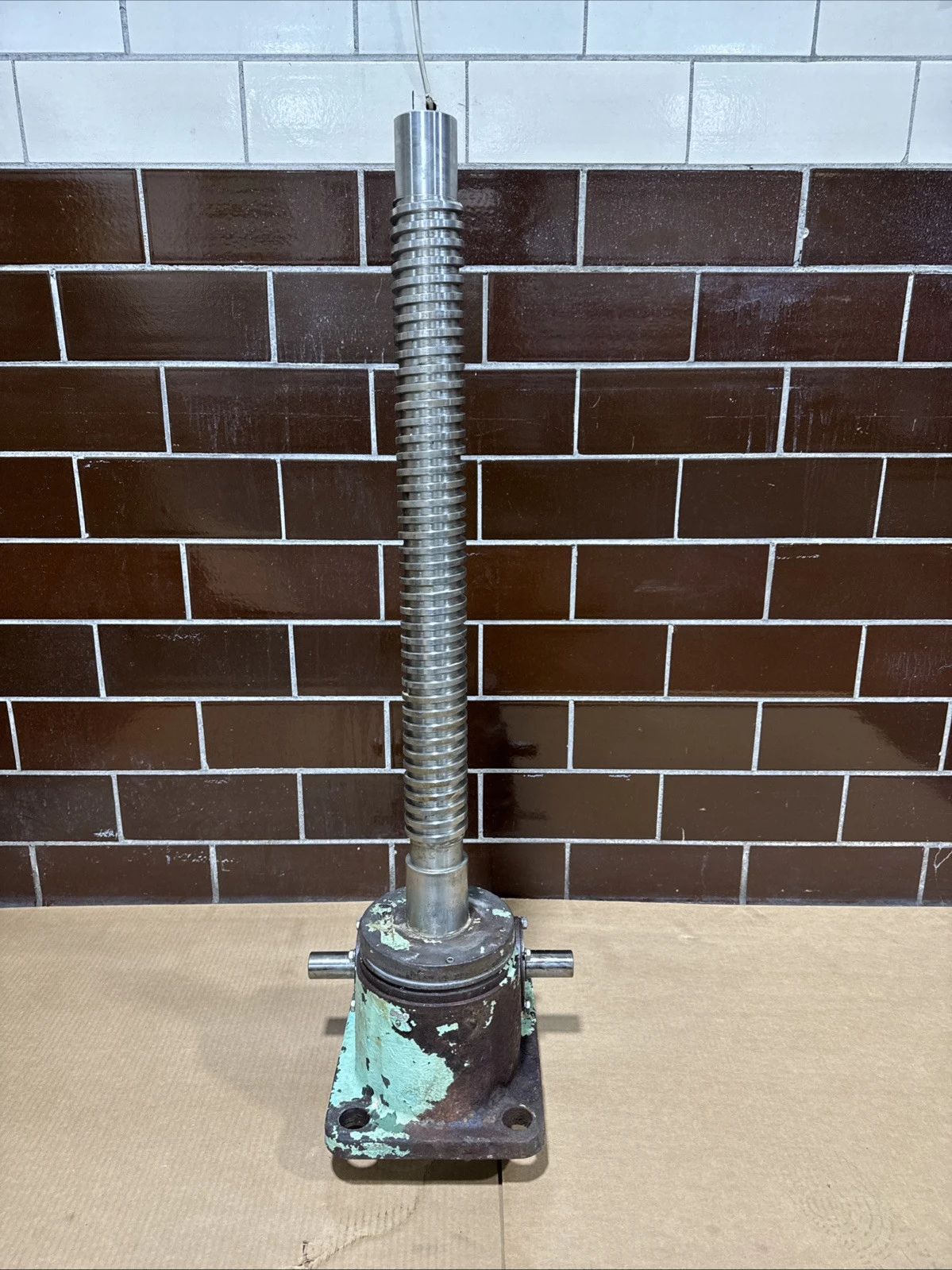 USED Duff-Norton UM9026