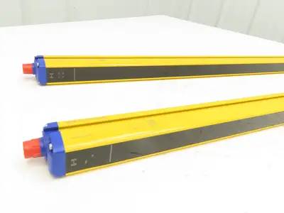 Datalogic Light Curtain Sender Receiver Set 30mm Res. 20M Range 49 Beam 750mm