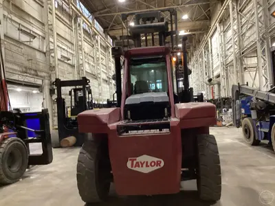 Used 2019 TAYLOR XH-350L Internal Combustion Forklifts: Pneumatic Tire Illinois US | Forklift Exchange #1274566