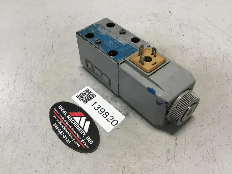 Used VICKERS DG4V-3-6A-M-U-HL7-60 Valves/Fittings Michigan US | Ideal Machinery #691310