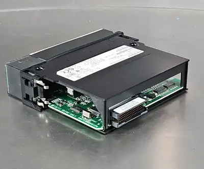 USED Allen-Bradley Allen-Bradley 1756-OB16D