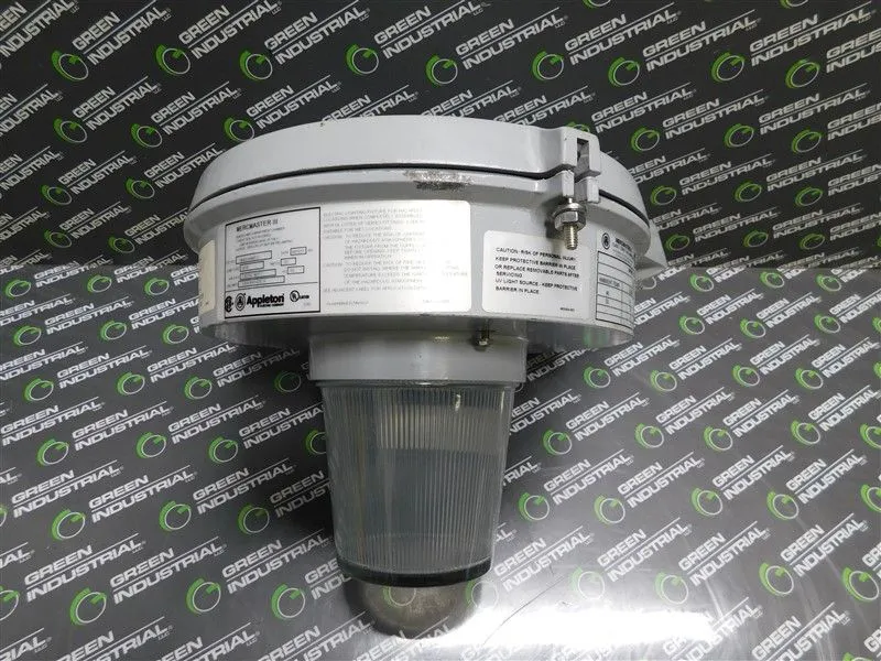Appleton MLSH704G1NMTFTZ2UP 70W Metal Halide Light Fixture KPS125 25 Degree Used