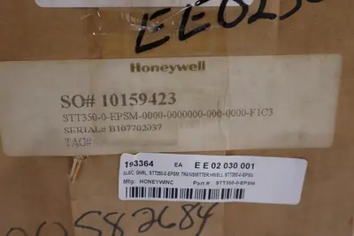 NEW HONEYWELL SMART  TRANSMITTER STT350-0-EPSM-0000-0000000-000-0000-F1C3 #G495