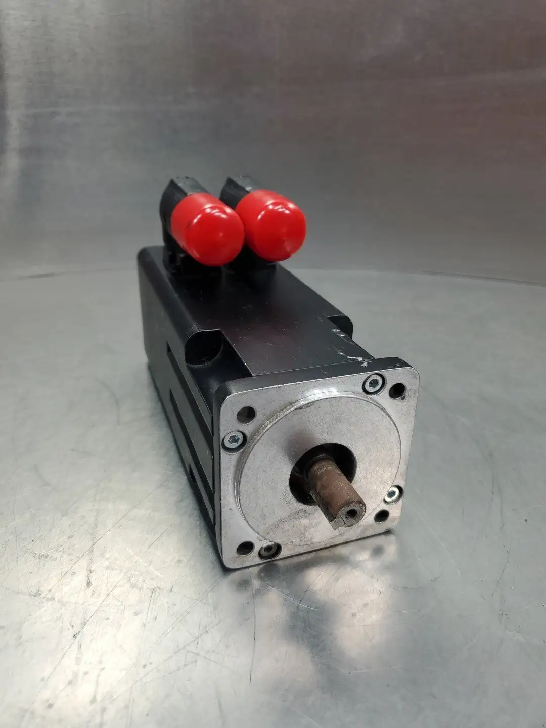 Used Allen-Bradley MPL-B220T-VJ74AA Inverter Duty AC Servo Motor, 6000RPM Servo Motors | Palmetto Automation #1151206