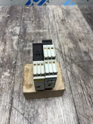 Siemens 3RP1574-1NQ30 Electrical/PLC/Automation | ESS Industrial Equipment Sales (4)