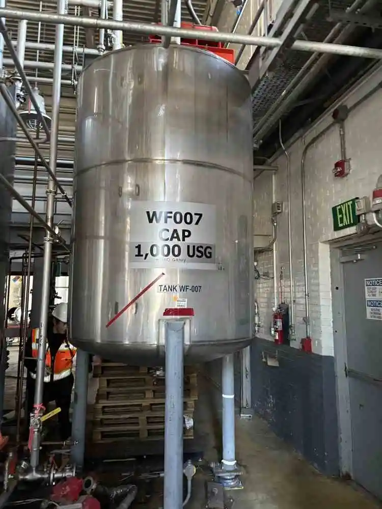 1000 gal stainless steel tank
